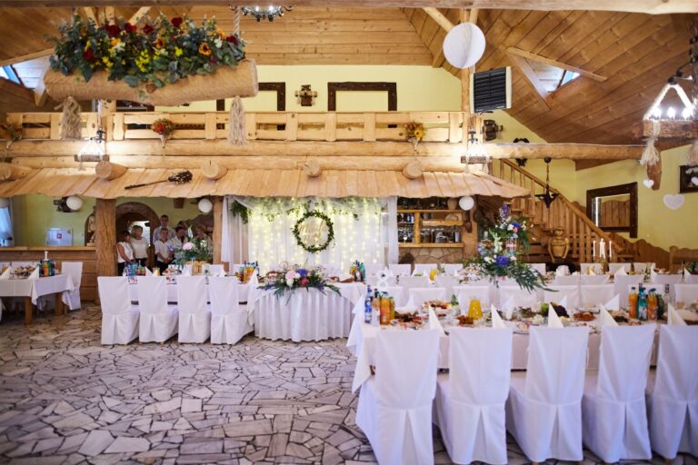 Maciejowa Chata wesela stoły