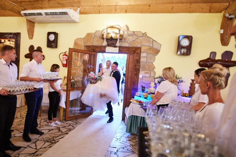 Maciejowa Chata wesela wejście